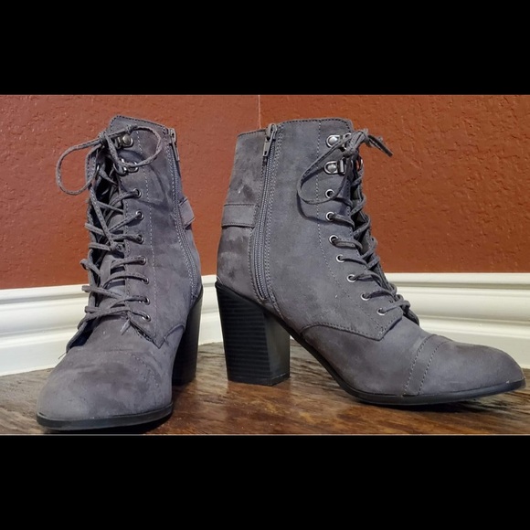 Report Booties - Picture 2 of 5